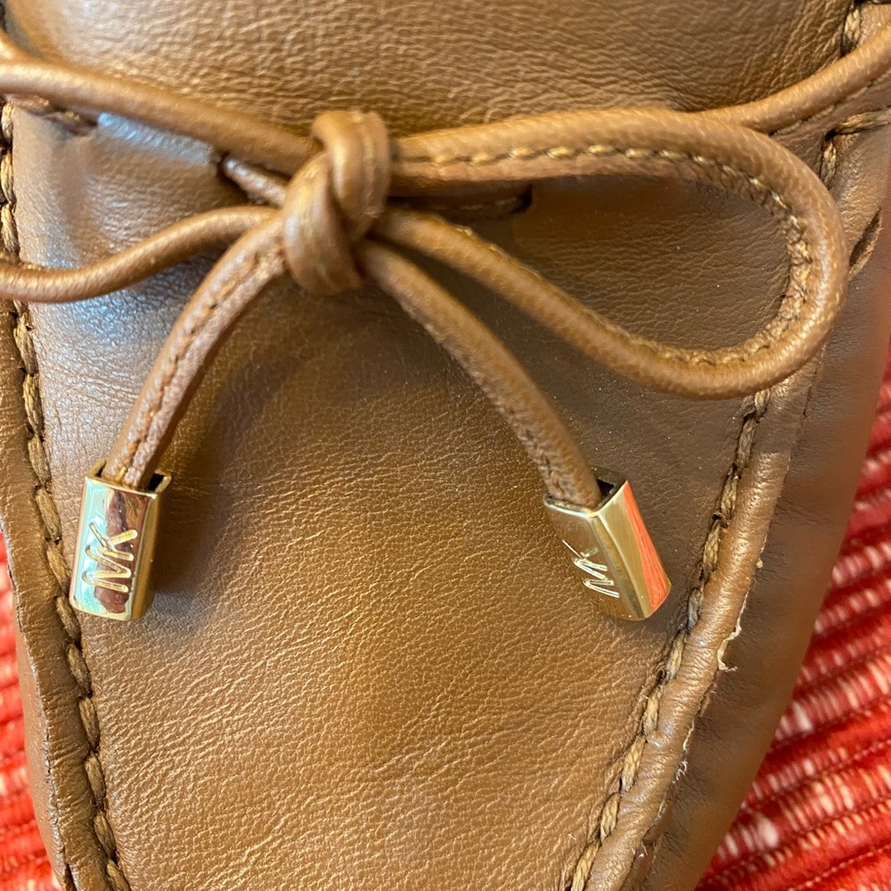 Michael Kors
Women's Sutton Moccasin Flat Loafers - Picture 3 of 11